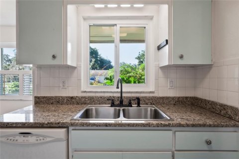 Casa en alquiler en Clearwater, Florida, 3 dormitorios, 130.81 m2 № 1903438 - foto 8