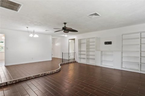Casa en alquiler en Clearwater, Florida, 3 dormitorios, 130.81 m2 № 1903438 - foto 5