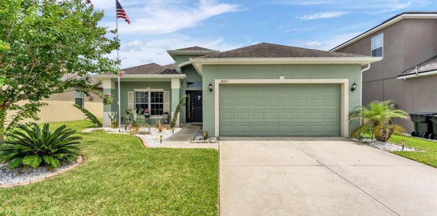 House in Lakeland, Florida 3 bedrooms, 150.13 sq.m. № 2157555