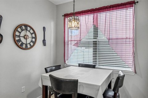 House in Lakeland, Florida 3 bedrooms, 150.13 sq.m. № 2157555 - photo 11
