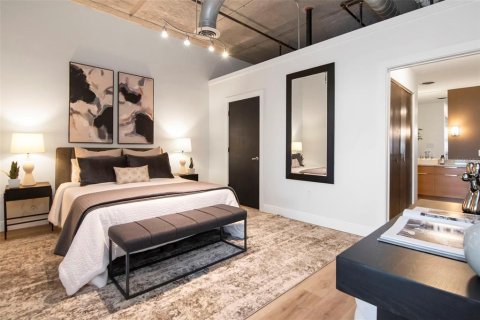 Condo in Saint Petersburg, Florida, 1 bedroom  № 2391346 - photo 21
