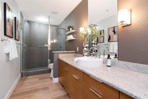 Condo in Saint Petersburg, Florida, 1 bedroom  № 2391346 - photo 25