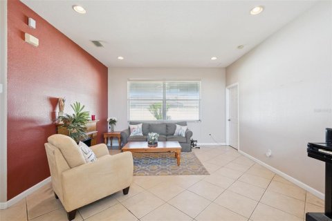 Casa en venta en Kissimmee, Florida, 3 dormitorios, 165.55 m2 № 2157068 - foto 4