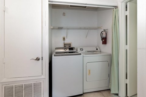 Condominio en venta en Orlando, Florida, 2 dormitorios, 99.87 m2 № 2209287 - foto 17
