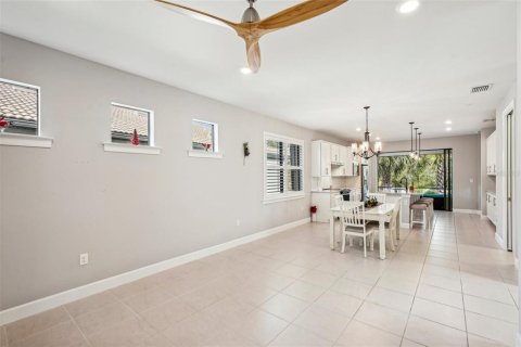 House in North Port, Florida 3 bedrooms, 146.23 sq.m. № 1517547 - photo 7