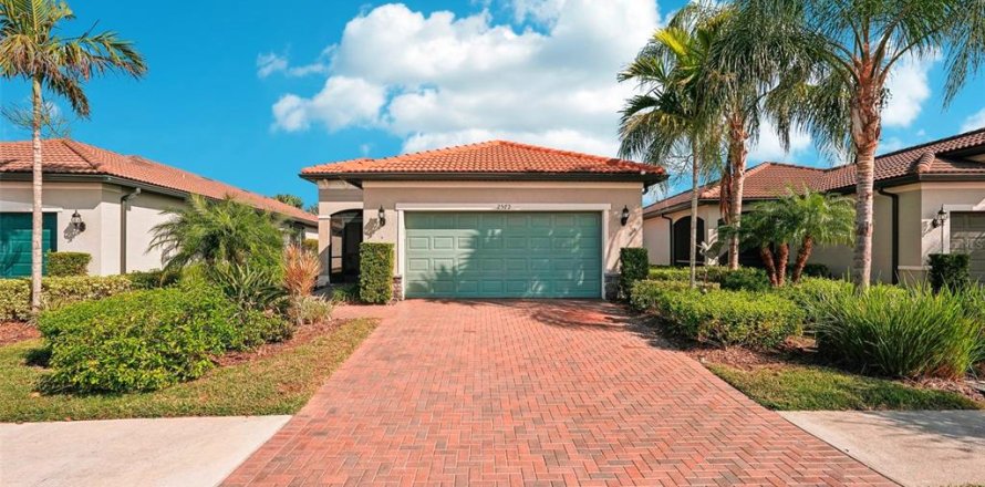 House in North Port, Florida 3 bedrooms, 146.23 sq.m. № 1517547