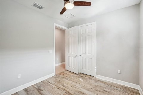 House in North Port, Florida 3 bedrooms, 146.23 sq.m. № 1517547 - photo 23
