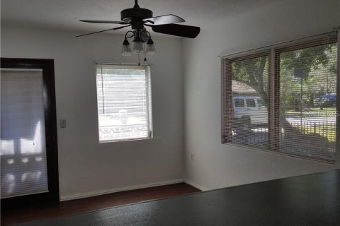 Villa ou maison à louer à New Port Richey, Floride: 1 chambre, 70.61 m2 № 1901155 - photo 5