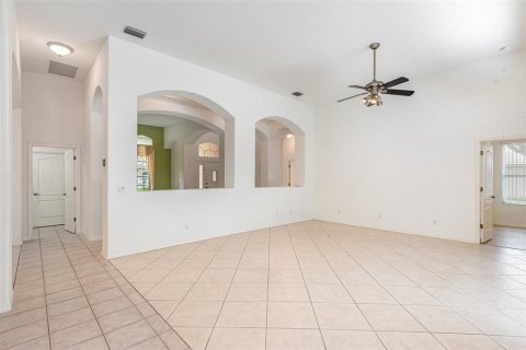 House in Merrit Island, Florida 4 bedrooms, 243.96 sq.m. № 1775069 - photo 8