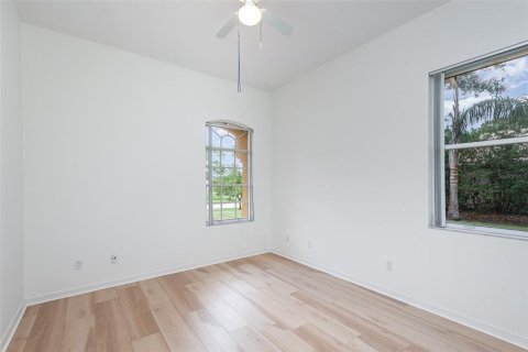 House in Merrit Island, Florida 4 bedrooms, 243.96 sq.m. № 1775069 - photo 25