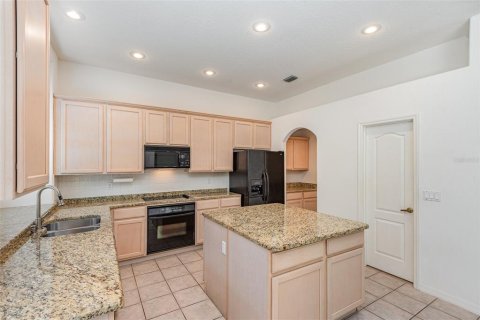 House in Merrit Island, Florida 4 bedrooms, 243.96 sq.m. № 1775069 - photo 11
