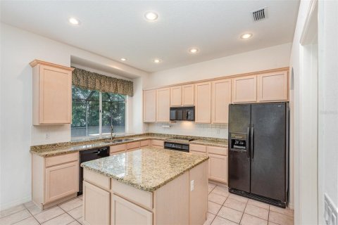 House in Merrit Island, Florida 4 bedrooms, 243.96 sq.m. № 1775069 - photo 10