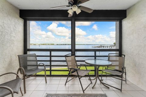 Copropriété à vendre à Stuart, Floride: 2 chambres, 93.27 m2 № 2393239 - photo 24
