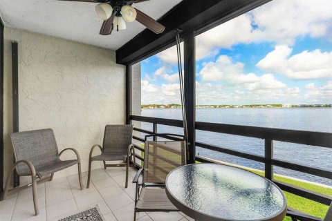 Copropriété à vendre à Stuart, Floride: 2 chambres, 93.27 m2 № 2393239 - photo 25