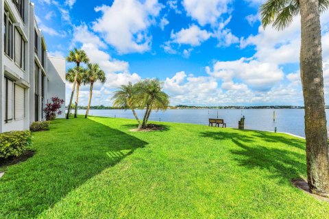 Copropriété à vendre à Stuart, Floride: 2 chambres, 93.27 m2 № 2393239 - photo 28
