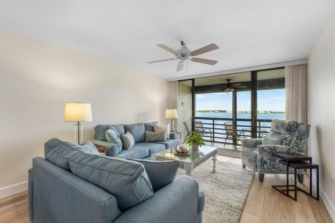 Copropriété à vendre à Stuart, Floride: 2 chambres, 93.27 m2 № 2393239 - photo 12