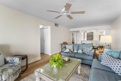 Copropriété à vendre à Stuart, Floride: 2 chambres, 93.27 m2 № 2393239 - photo 9