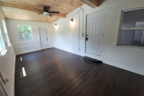 House in Crystal River, Florida 3 bedrooms, 127.09 sq.m. № 1886455 - photo 4
