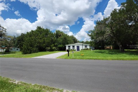 House in Crystal River, Florida 3 bedrooms, 127.09 sq.m. № 1886455 - photo 2