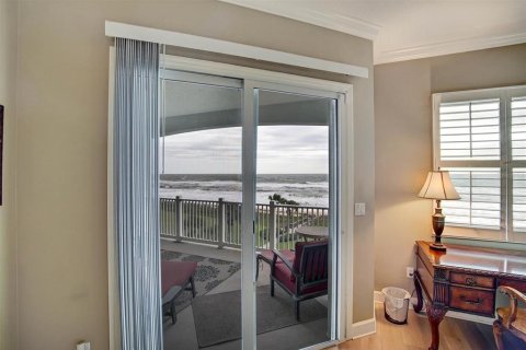 Condo in Palm Coast, Florida, 3 bedrooms № 2232301 - photo 23
