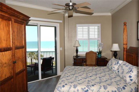 Condo in Palm Coast, Florida, 3 bedrooms № 2232301 - photo 22