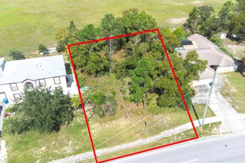 Land in Spring Hill, Florida № 1402250 - photo 1