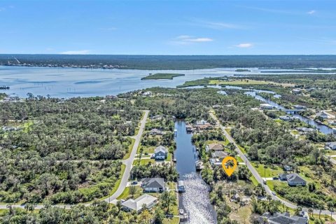 Land in Port Charlotte, Florida № 1525264 - photo 1