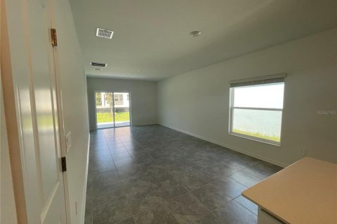Villa ou maison à louer à Kissimmee, Floride: 3 chambres, 133.04 m2 № 2389009 - photo 9