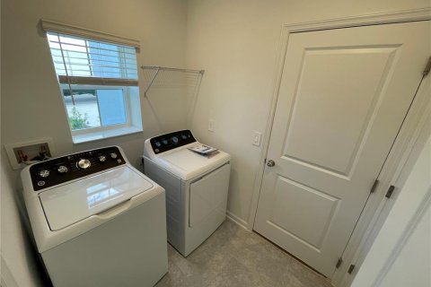 Villa ou maison à louer à Kissimmee, Floride: 3 chambres, 133.04 m2 № 2389009 - photo 19