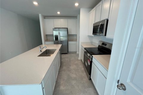 Villa ou maison à louer à Kissimmee, Floride: 3 chambres, 133.04 m2 № 2389009 - photo 21