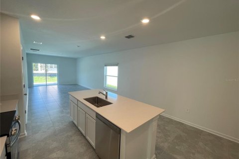 Villa ou maison à louer à Kissimmee, Floride: 3 chambres, 133.04 m2 № 2389009 - photo 7