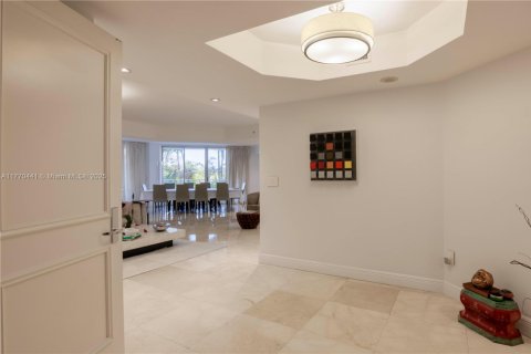 Condo in Key Biscayne, Florida, 3 bedrooms  № 1937630 - photo 4