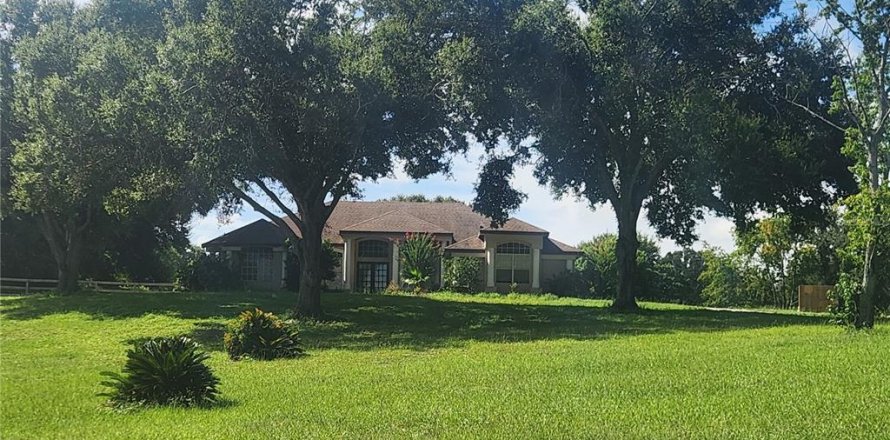 Casa en Montverde, Florida 4 dormitorios, 231.42 m2 № 1909393