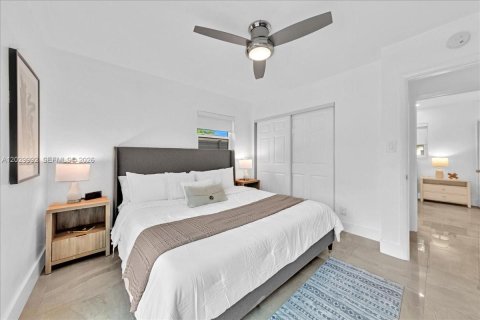 Villa ou maison à vendre à Fort Lauderdale, Floride: 5 chambres, 147.44 m2 № 2084524 - photo 12