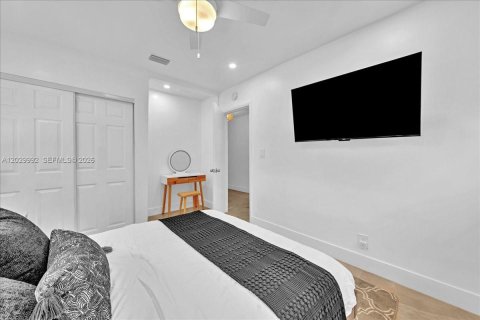 Villa ou maison à vendre à Fort Lauderdale, Floride: 5 chambres, 147.44 m2 № 2084524 - photo 20