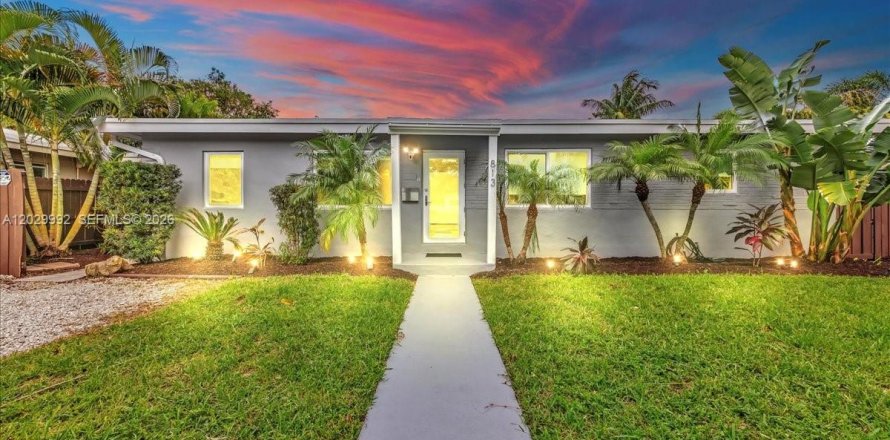 Villa ou maison à Fort Lauderdale, Floride 5 chambres, 147.44 m2 № 2084524