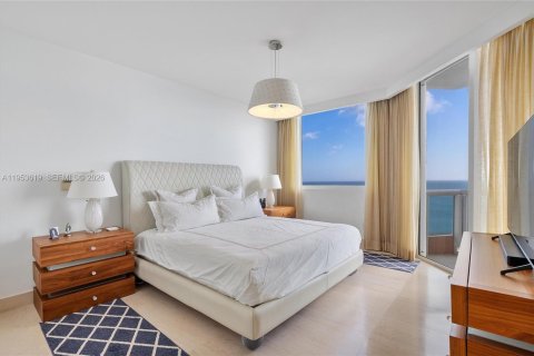 Condominio en venta en Sunny Isles Beach, Florida, 3 dormitorios, 254.18 m2 № 2008253 - foto 26