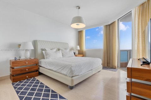 Condominio en venta en Sunny Isles Beach, Florida, 3 dormitorios, 254.18 m2 № 2008253 - foto 25