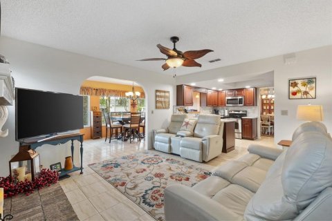 Casa en venta en Summerfield, Florida, 3 dormitorios, 172.05 m2 № 1719581 - foto 16