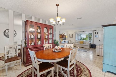 Casa en venta en Summerfield, Florida, 3 dormitorios, 172.05 m2 № 1719581 - foto 11