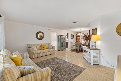 Casa en venta en Summerfield, Florida, 3 dormitorios, 172.05 m2 № 1719581 - foto 9