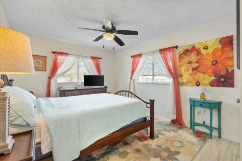 Casa en venta en Summerfield, Florida, 3 dormitorios, 172.05 m2 № 1719581 - foto 22