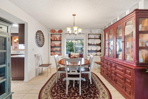 Casa en venta en Summerfield, Florida, 3 dormitorios, 172.05 m2 № 1719581 - foto 10