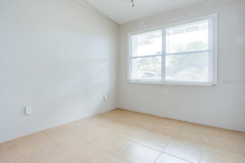 House in Saint Petersburg, Florida 3 bedrooms, 119.57 sq.m. № 1252634 - photo 28