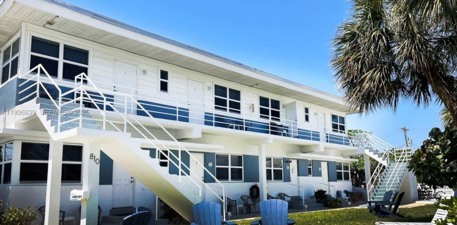 Immobilier commercial à Hollywood, Floride 304.35 m2 № 1994907