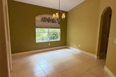 House in Palm Coast, Florida 3 bedrooms, 195 sq.m. № 1776637 - photo 9