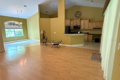 House in Palm Coast, Florida 3 bedrooms, 195 sq.m. № 1776637 - photo 8