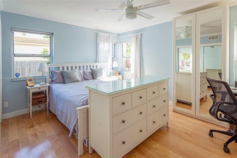 Villa ou maison à vendre à Hollywood, Floride: 3 chambres, 163.14 m2 № 2018985 - photo 23