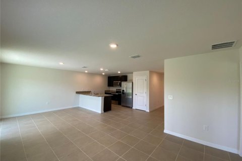 Casa en alquiler en Ocala, Florida, 4 dormitorios, 137.77 m2 № 1885674 - foto 2