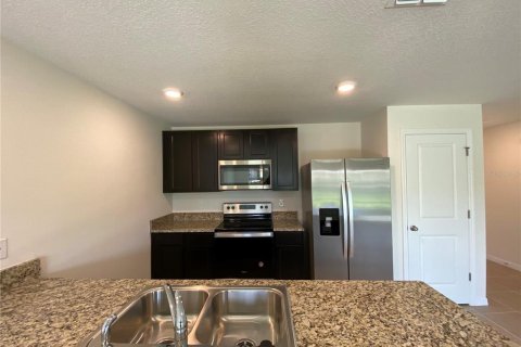 Casa en alquiler en Ocala, Florida, 4 dormitorios, 137.77 m2 № 1885674 - foto 7